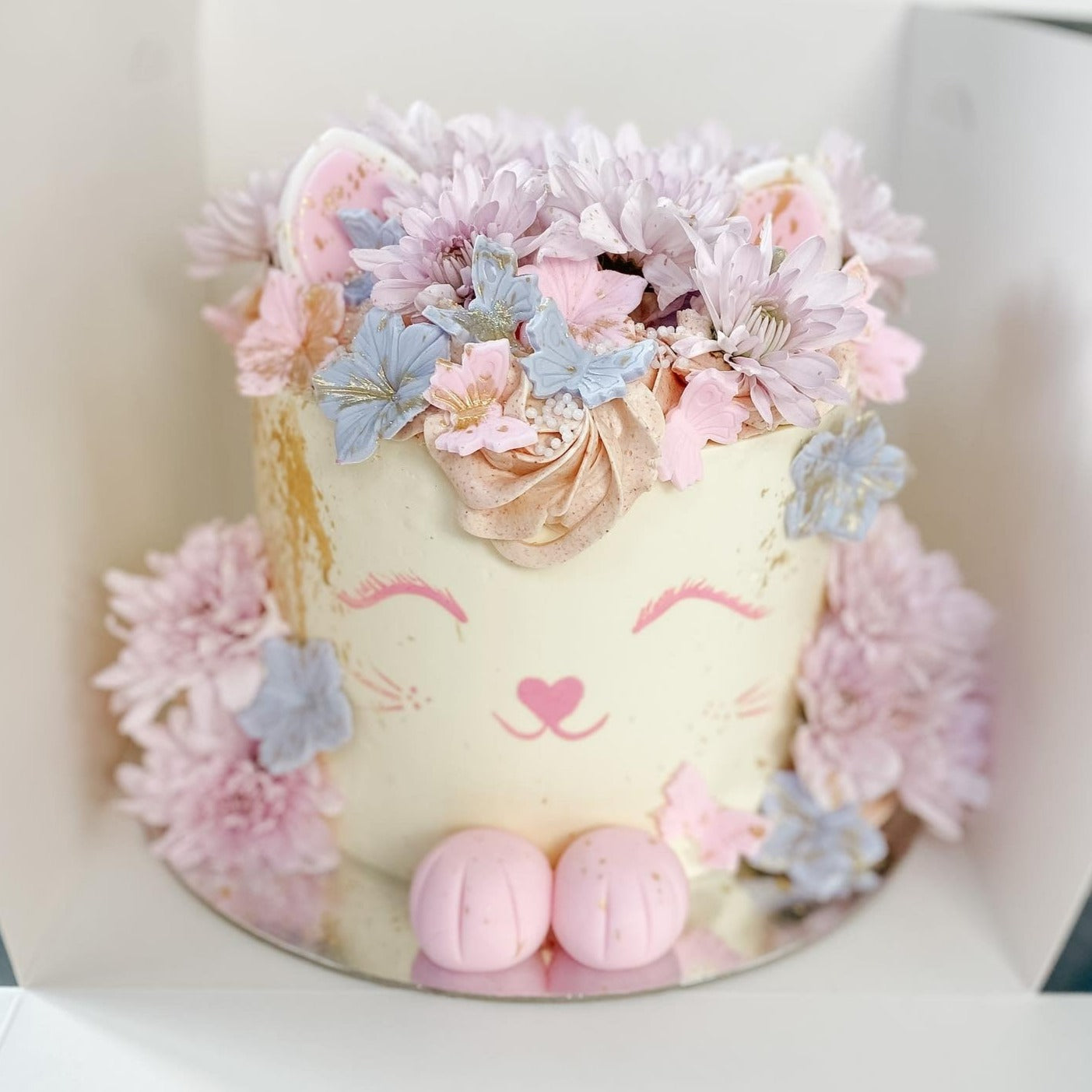 Cute Kitty Cake