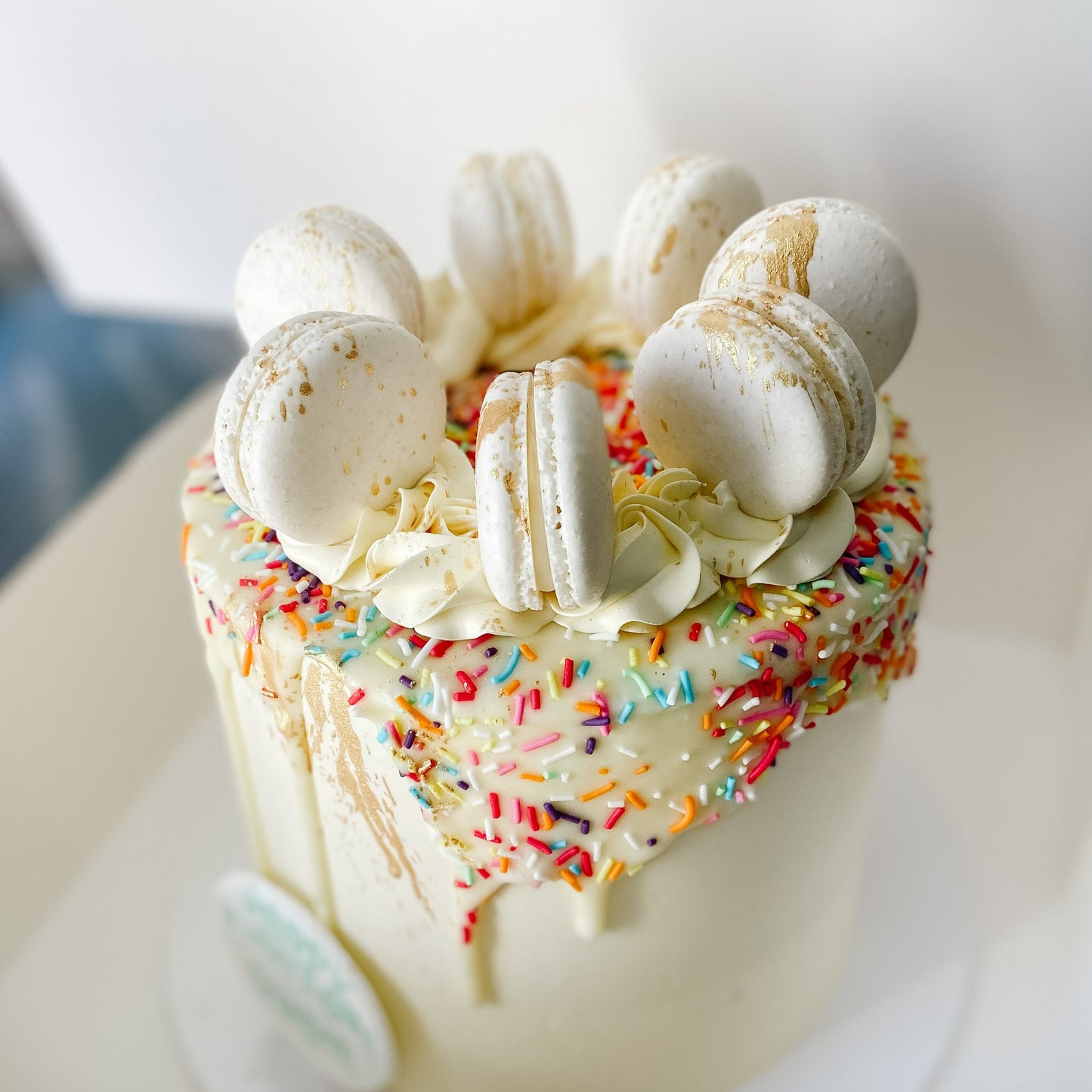 Add Macarons