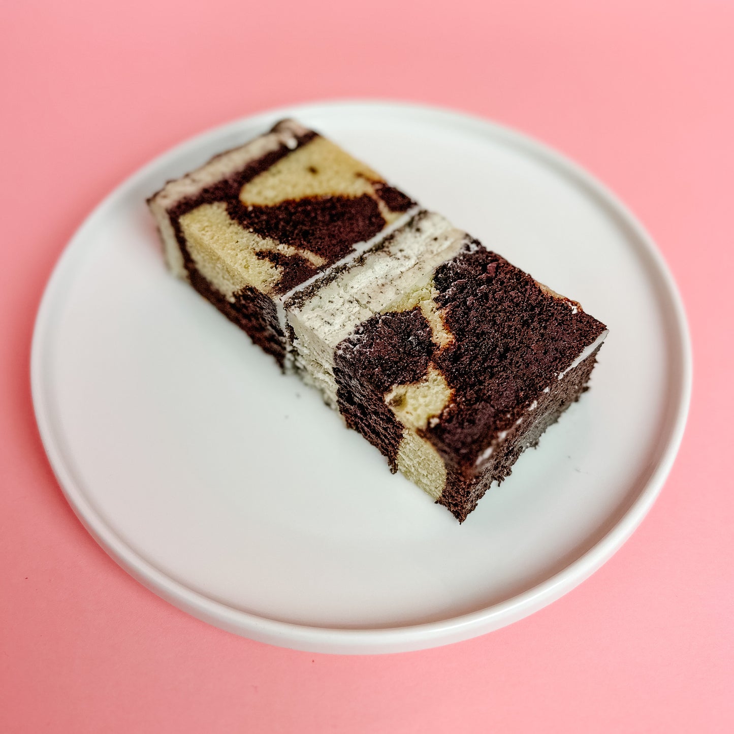 Cookies & Cream Cake