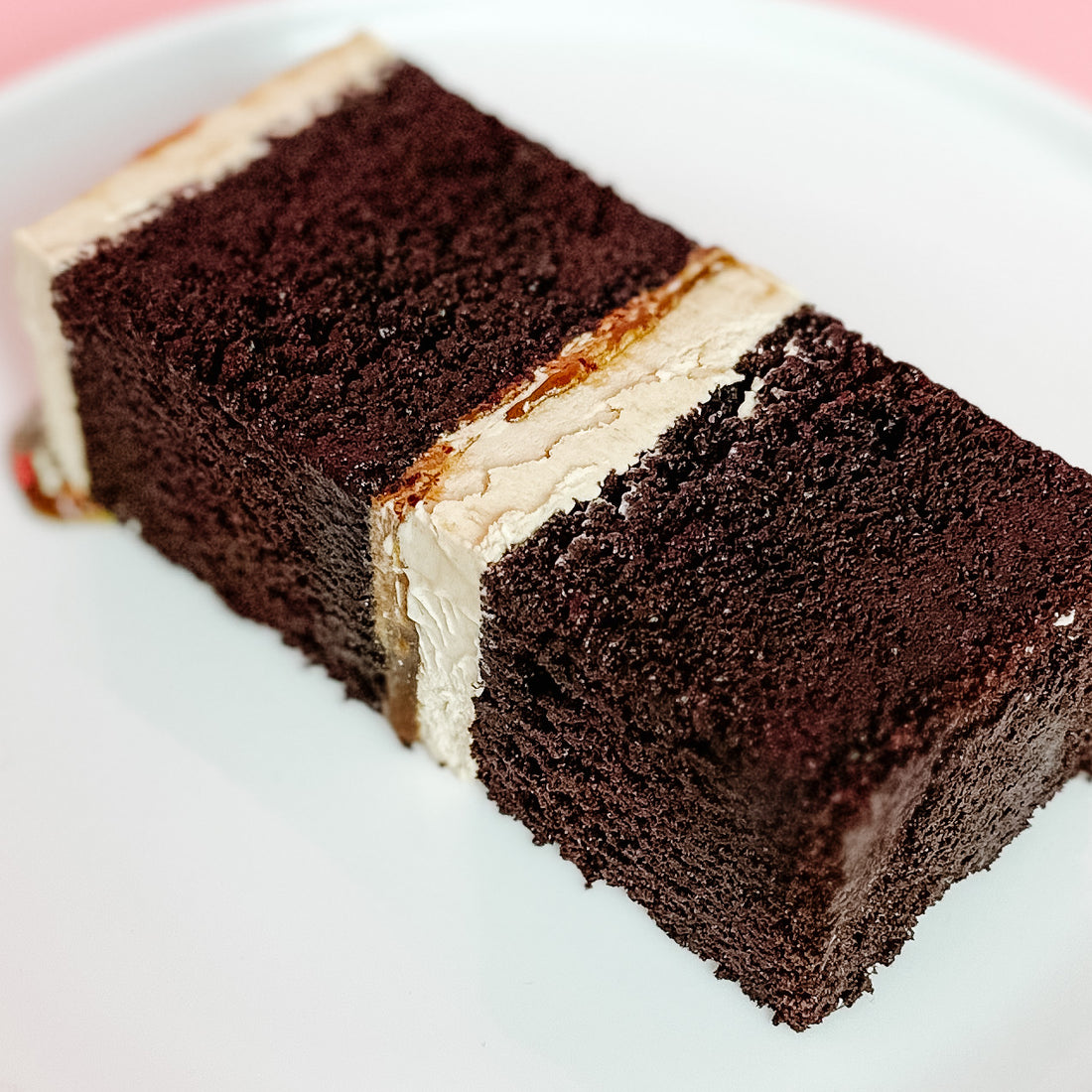 Chocolate Caramel Cake – White Rabbit Cakes